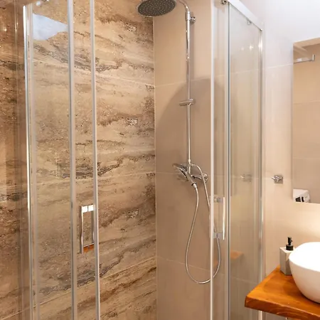 Semesterbostad Garitsa Luxury Nest Anemomylos