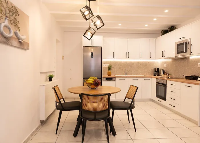 Garitsa Luxury Nest Anemomylos