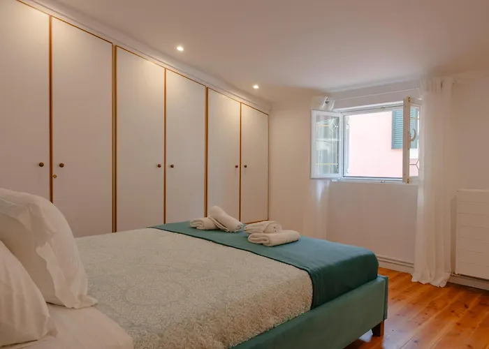 Garitsa Luxury Nest * Anemomylos
