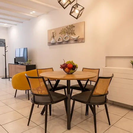 Garitsa Luxury Nest