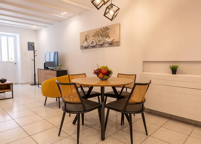 Garitsa Luxury Nest